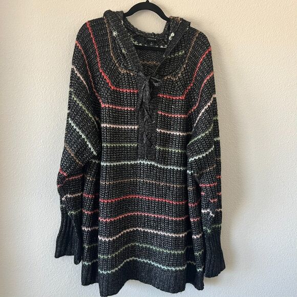 Torrid Sweater Sz 4 Chunky Crochet Raglan Hoodie Black Rainbow Stripe Lace Up - Picture 2 of 7